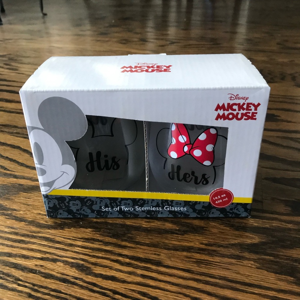 Disney Mickey Mouse His and Hers Glass Set